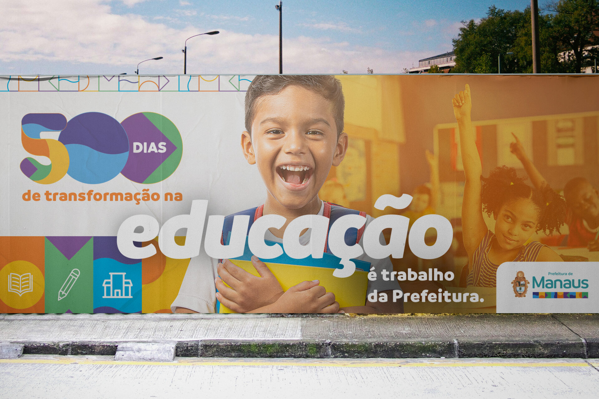 campanha-500-dias-prefeitura-de-manaus-outdoor-educação
